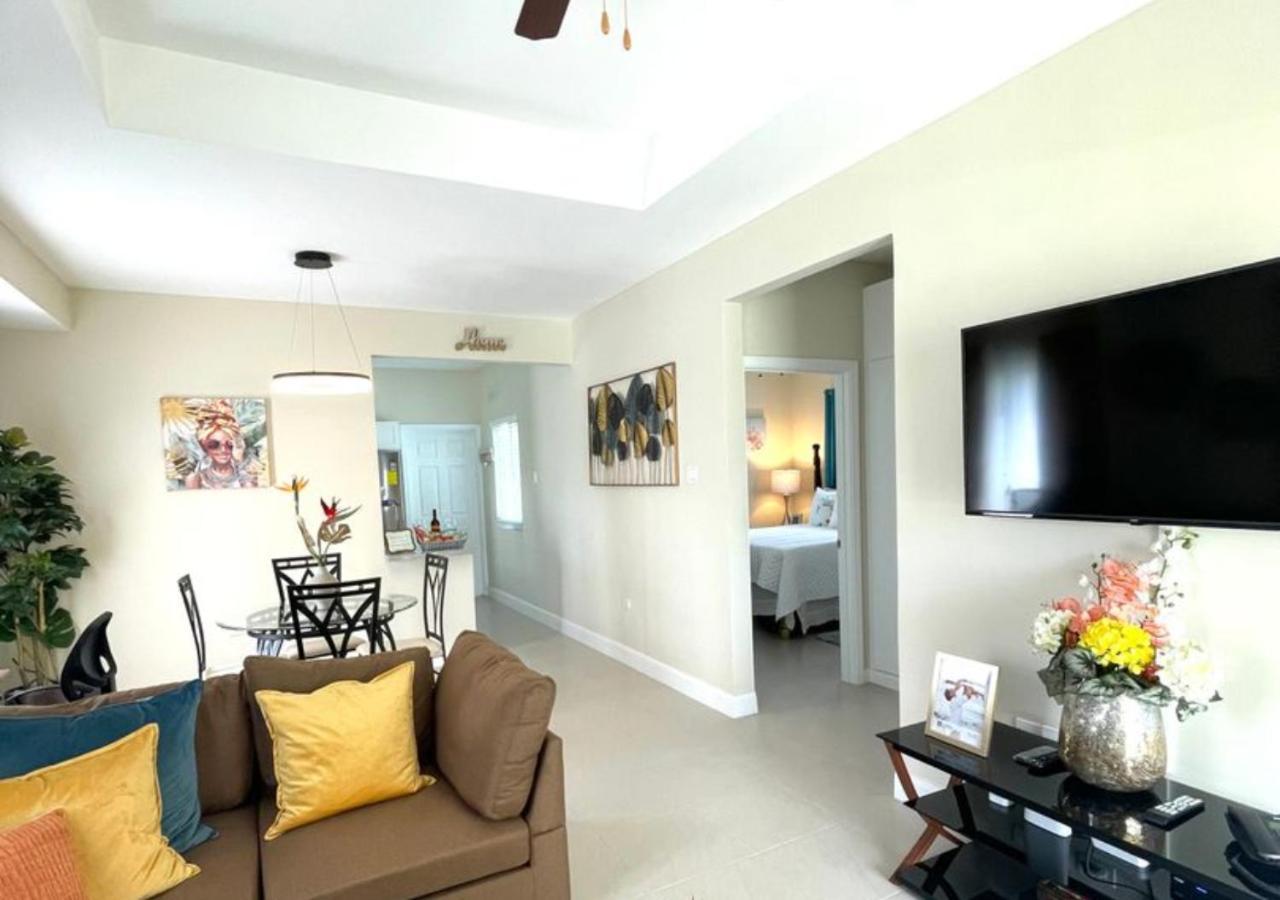 Seashore Vacation Home, Oceanpointe, Lucea, Jamaica ภายนอก รูปภาพ