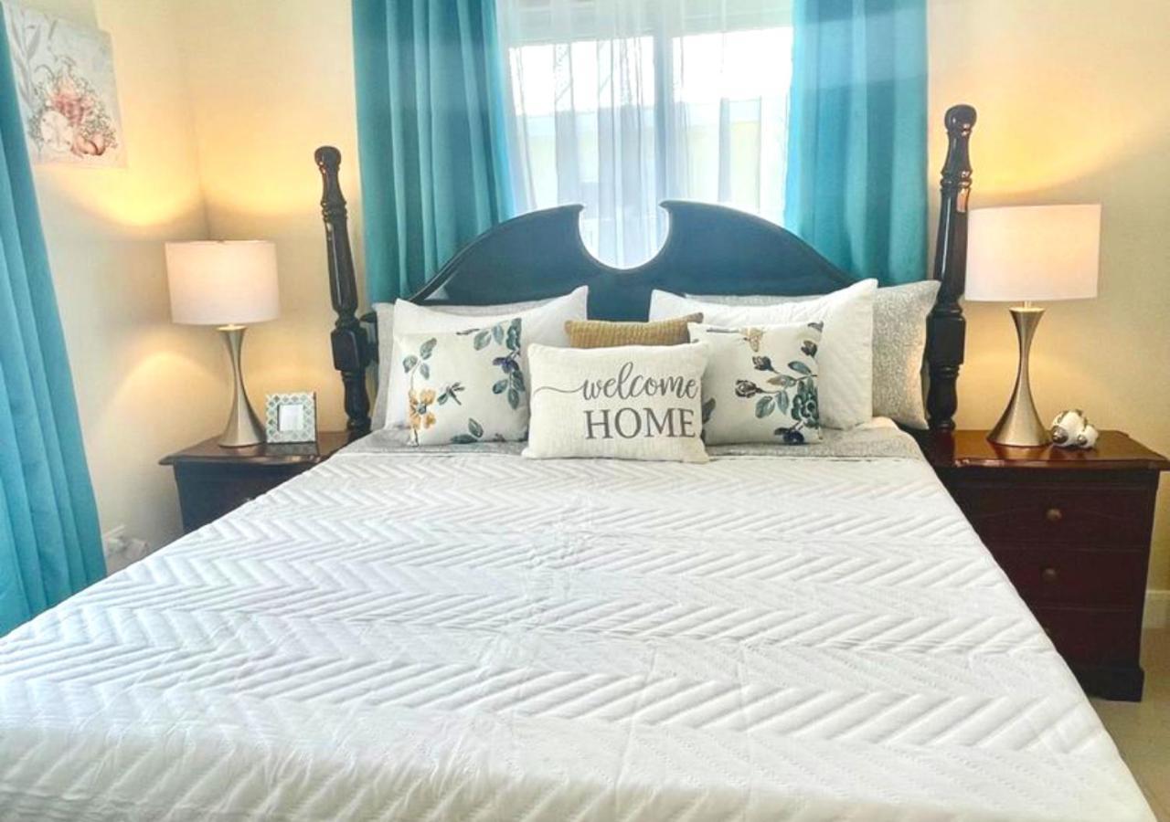 Seashore Vacation Home, Oceanpointe, Lucea, Jamaica ภายนอก รูปภาพ